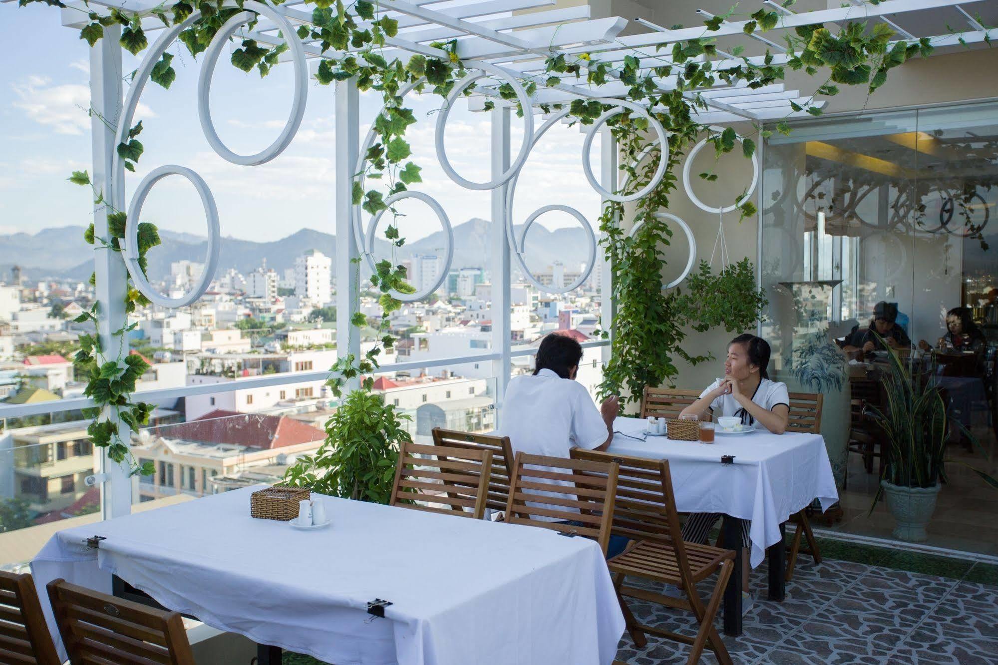 Copac Hotel Nha Trang Exterior foto