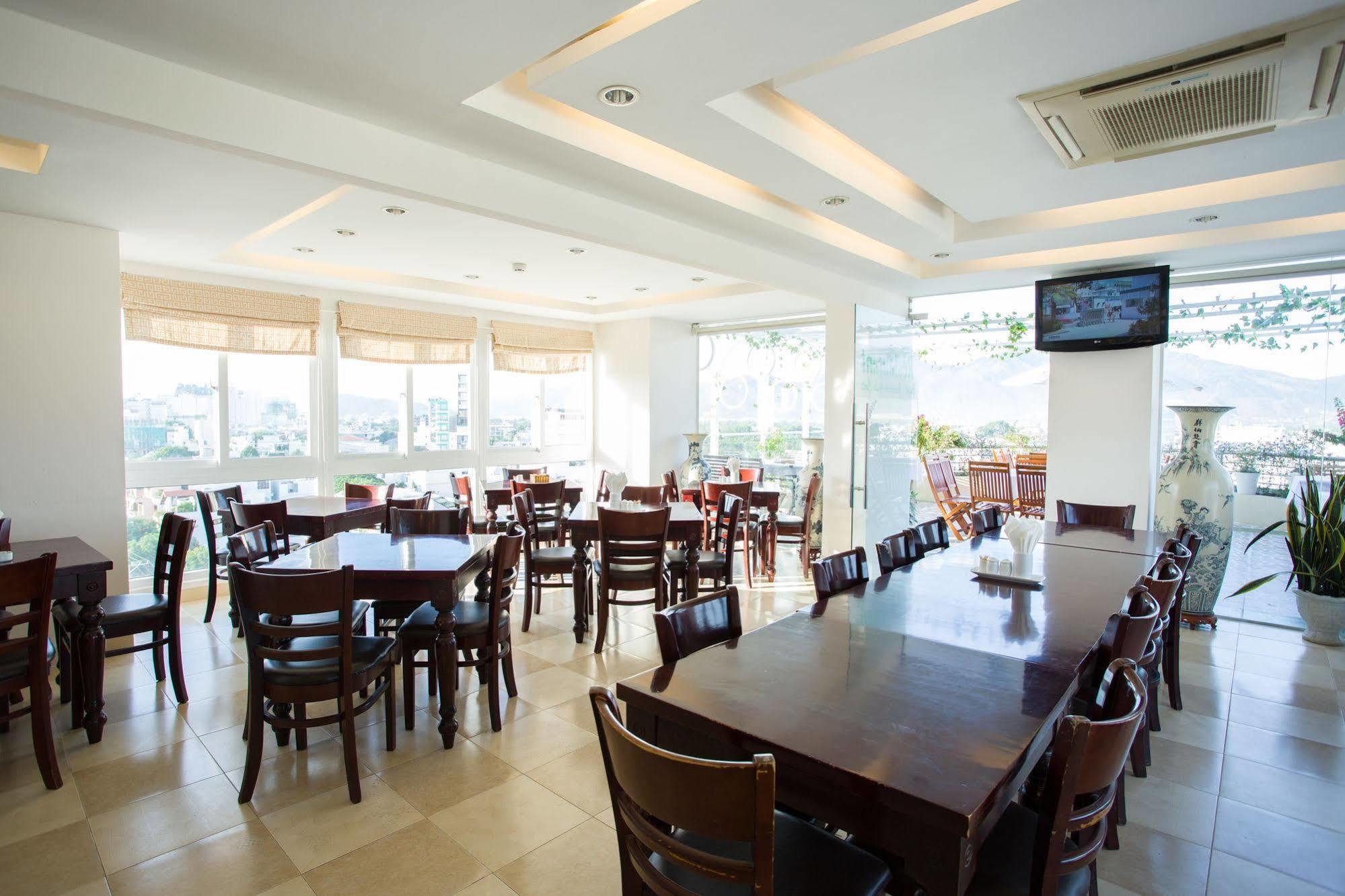 Copac Hotel Nha Trang Exterior foto
